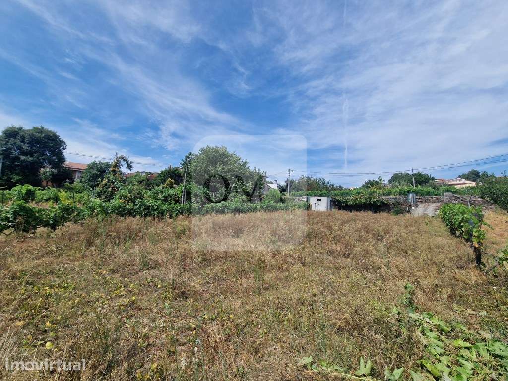 Terreno plano de 830 m² em Abaças, Vila Real - Grande imagem: 4/9