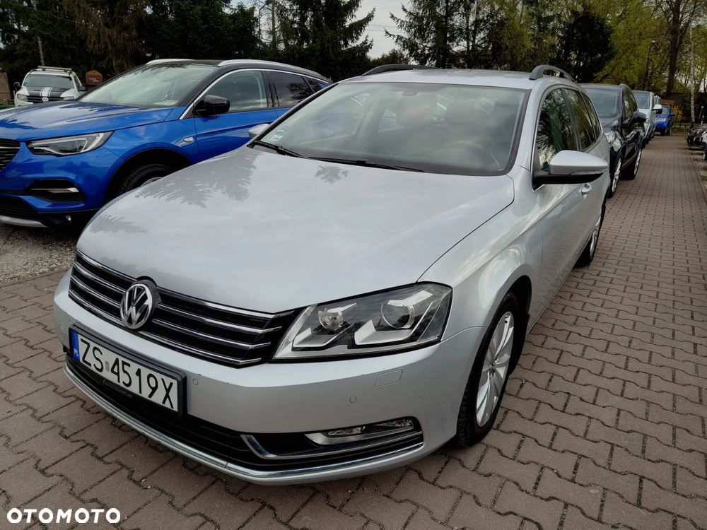 Volkswagen Passat - 4