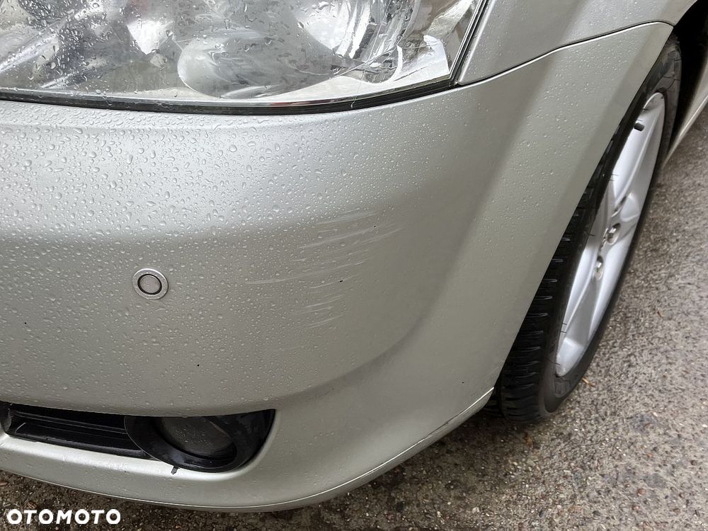 Toyota Corolla Verso 1.8 Gold - 4