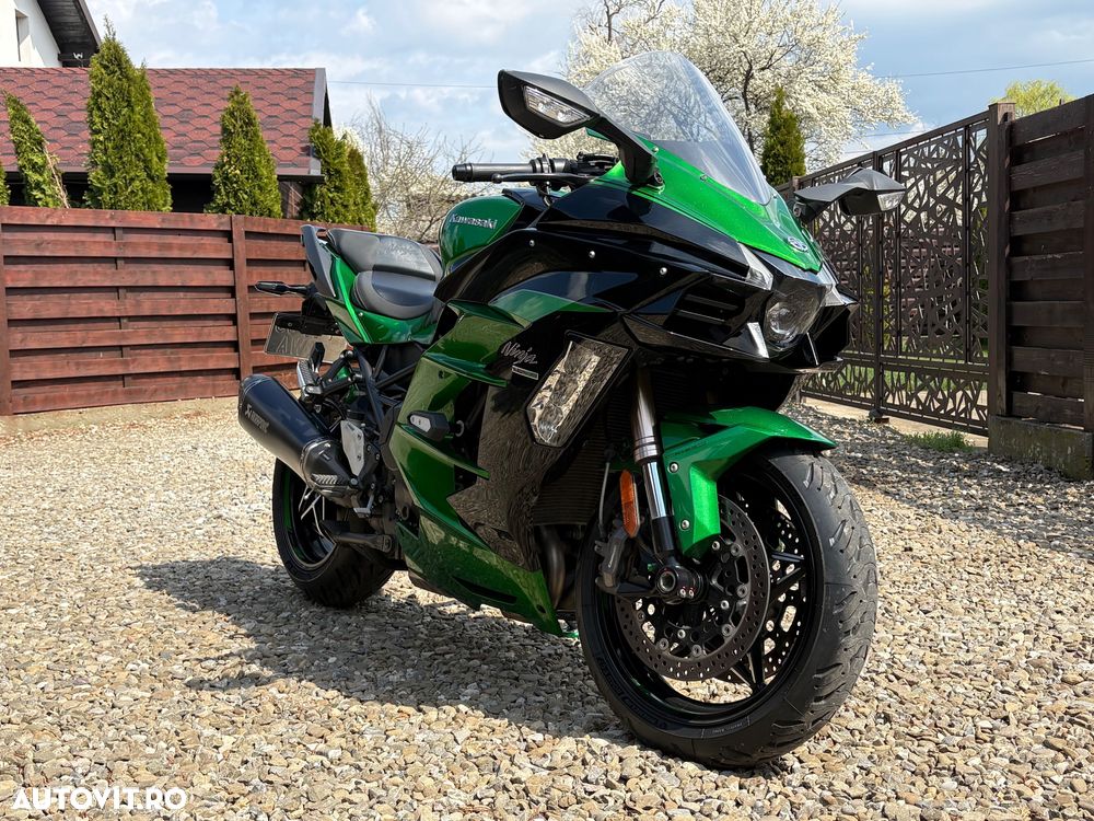 Kawasaki Ninja H2 SX SE - 11