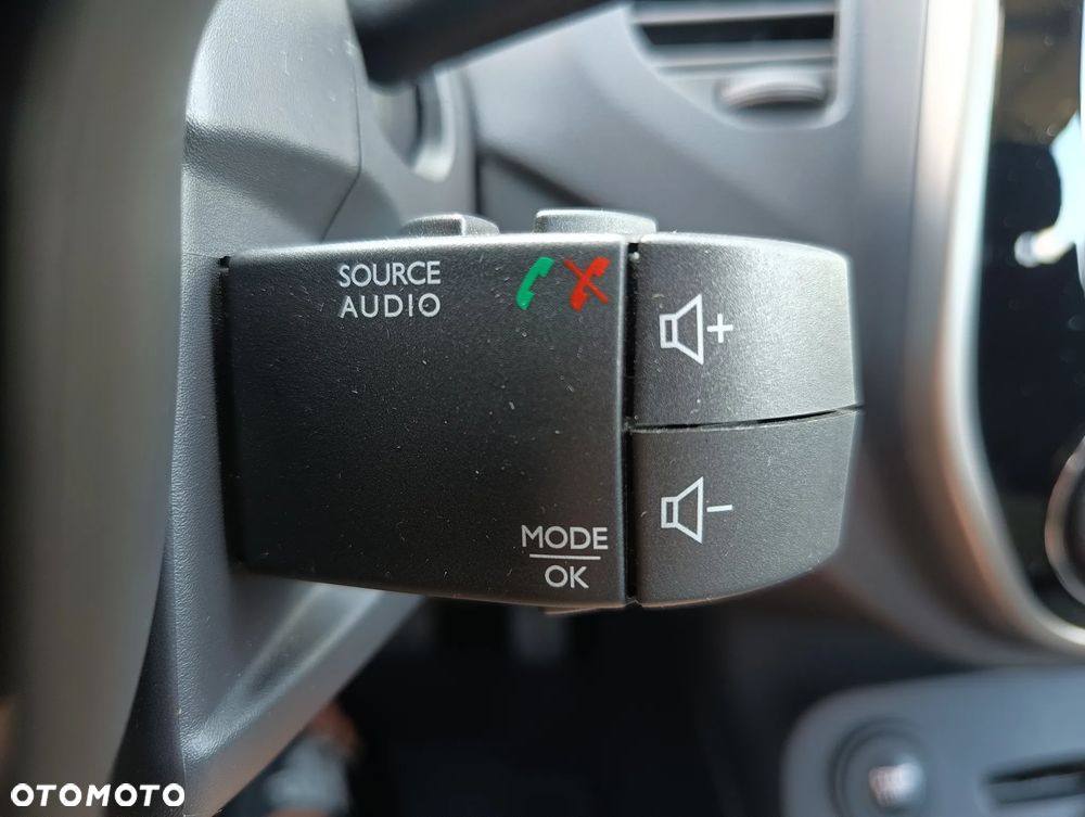 Renault Captur (ENERGY) dCi 90 LIMITED - 28