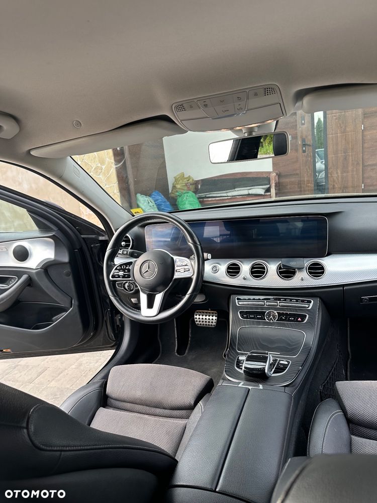 Mercedes-Benz Klasa E 220 d 4-Matic Avantgarde - 15