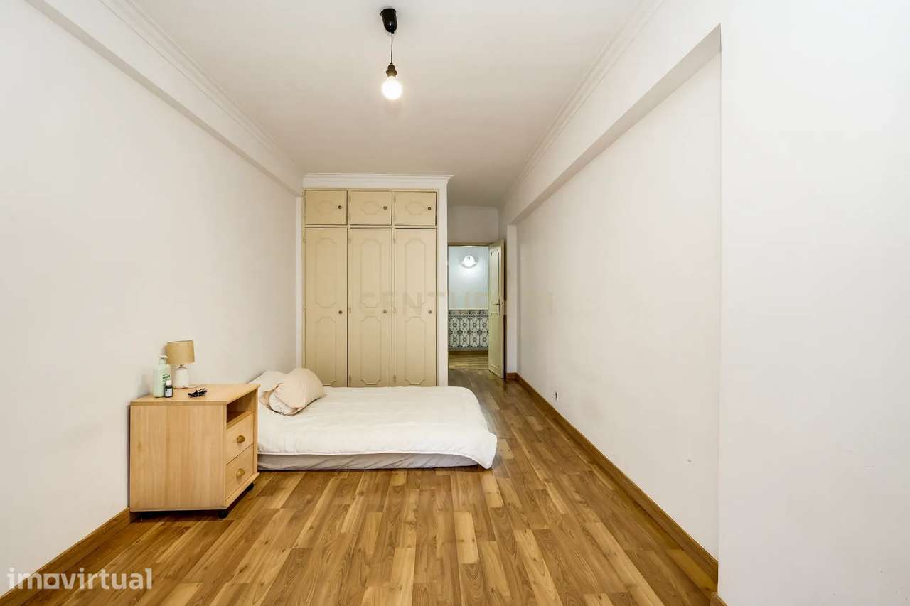 Excelente apartamento T1 em Massamá (6ª fase) - Grande imagem: 3/18