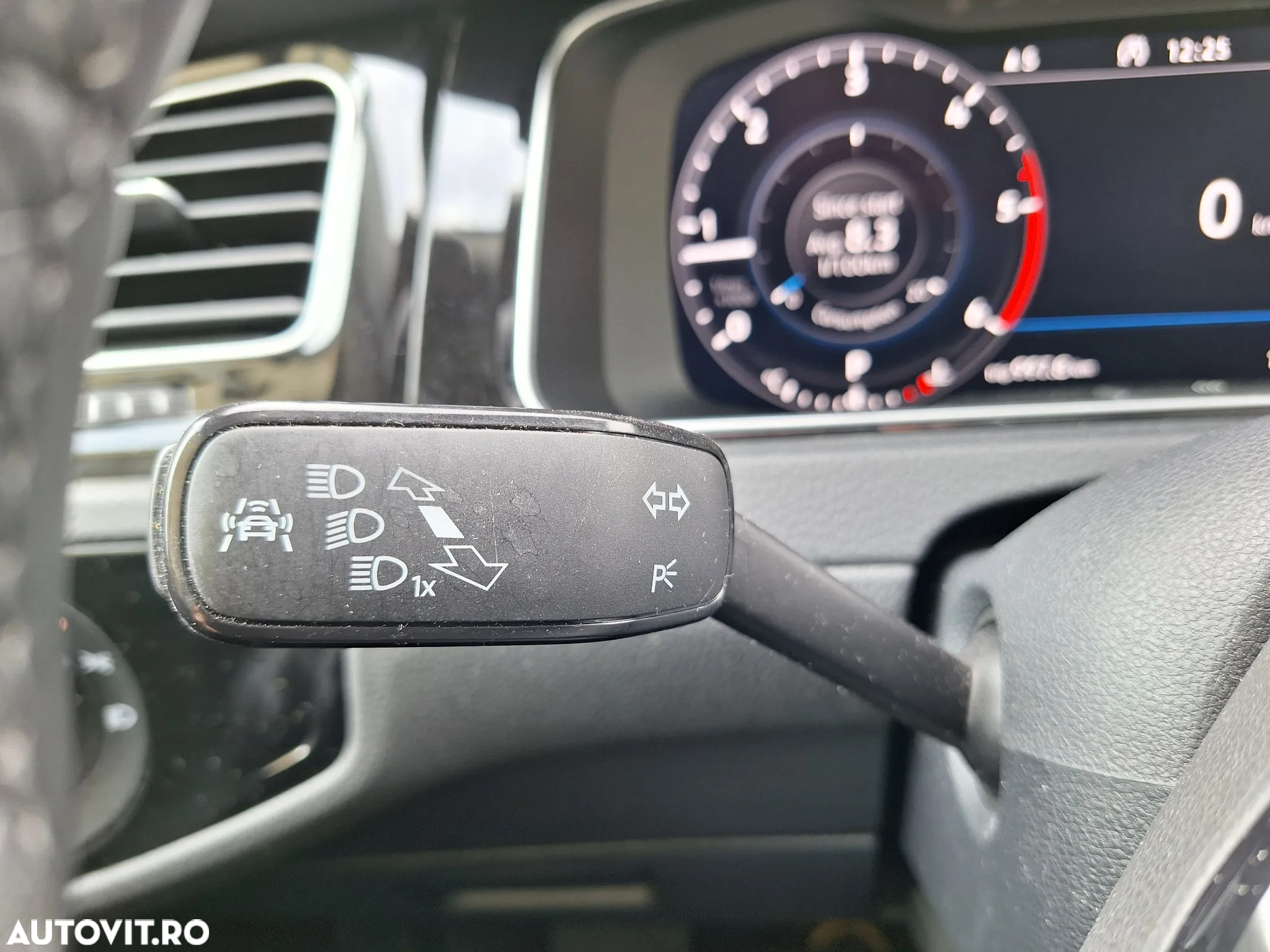 Volkswagen Golf - 16