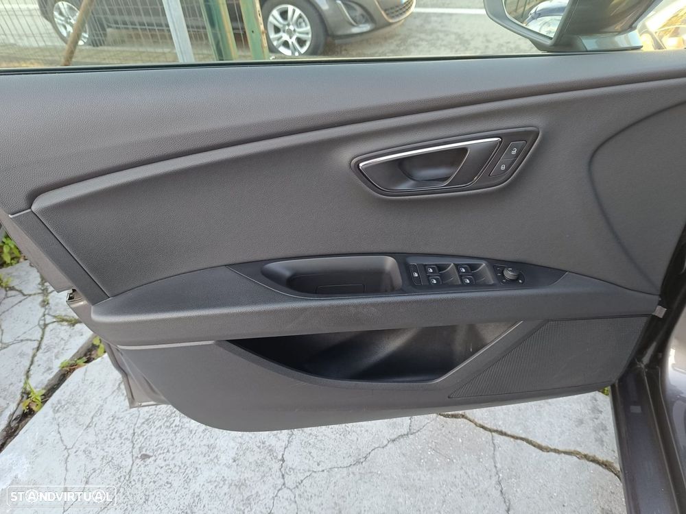 SEAT Leon ST 1.6 TDI Style S/S - 6