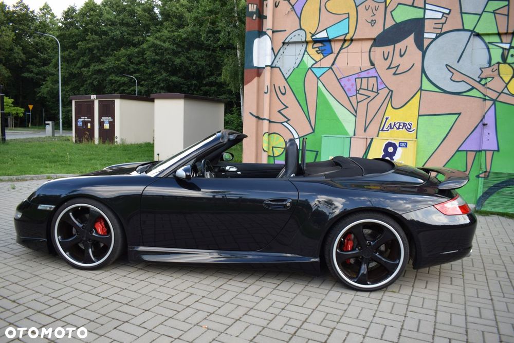 Porsche 911 Carrera 4 S - 10
