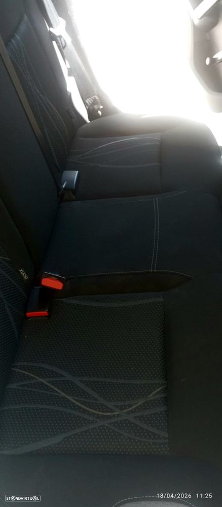 Peugeot 208 PureTech 82 Active - 15