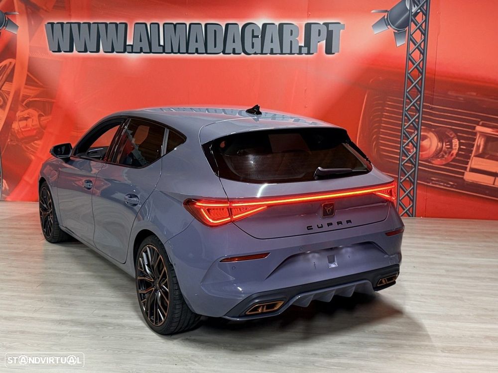 Cupra Leon 1.4 e-Hybrid VZ DSG - 3