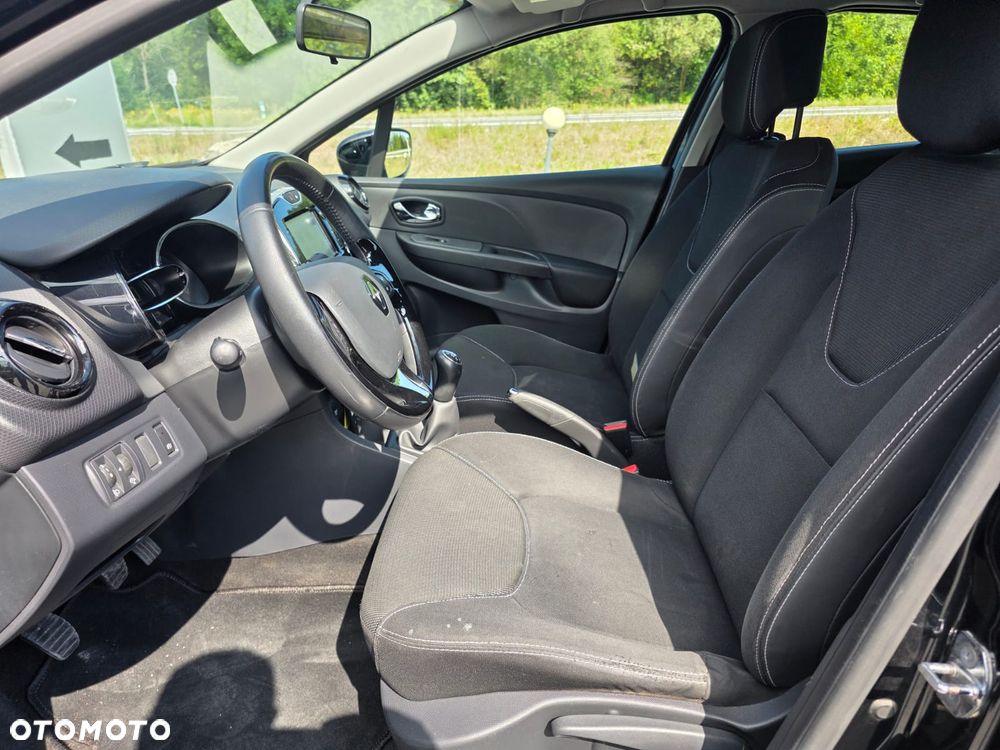 Renault Clio - 19