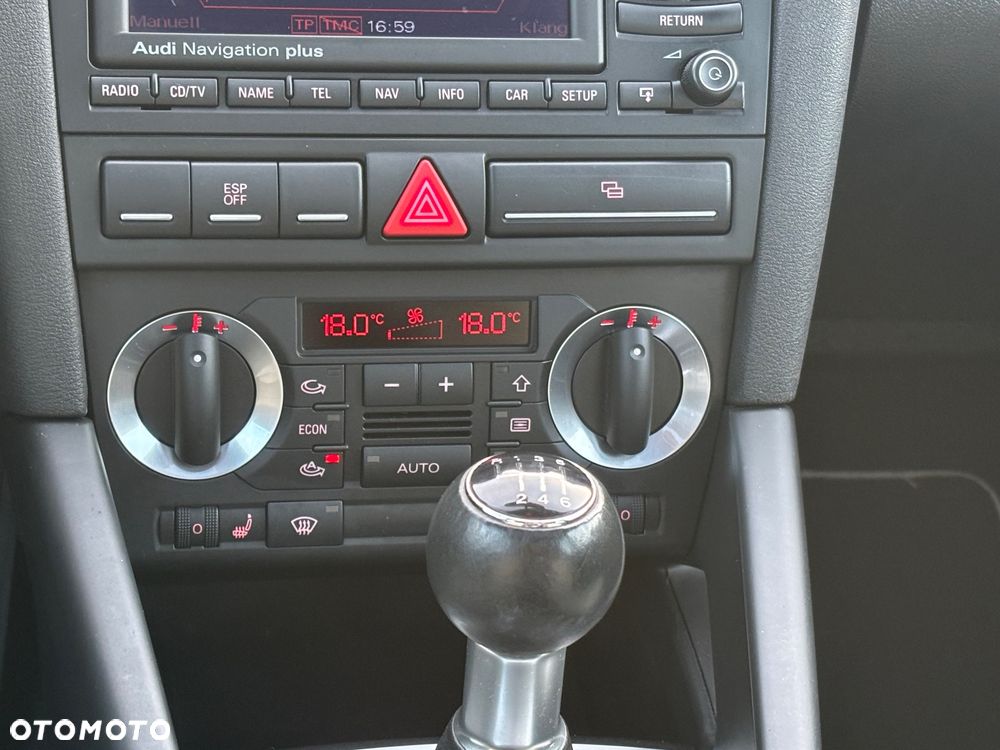 Audi A3 Sportback 2.0 TDI DPF S line Sportpaket (plus) - 27