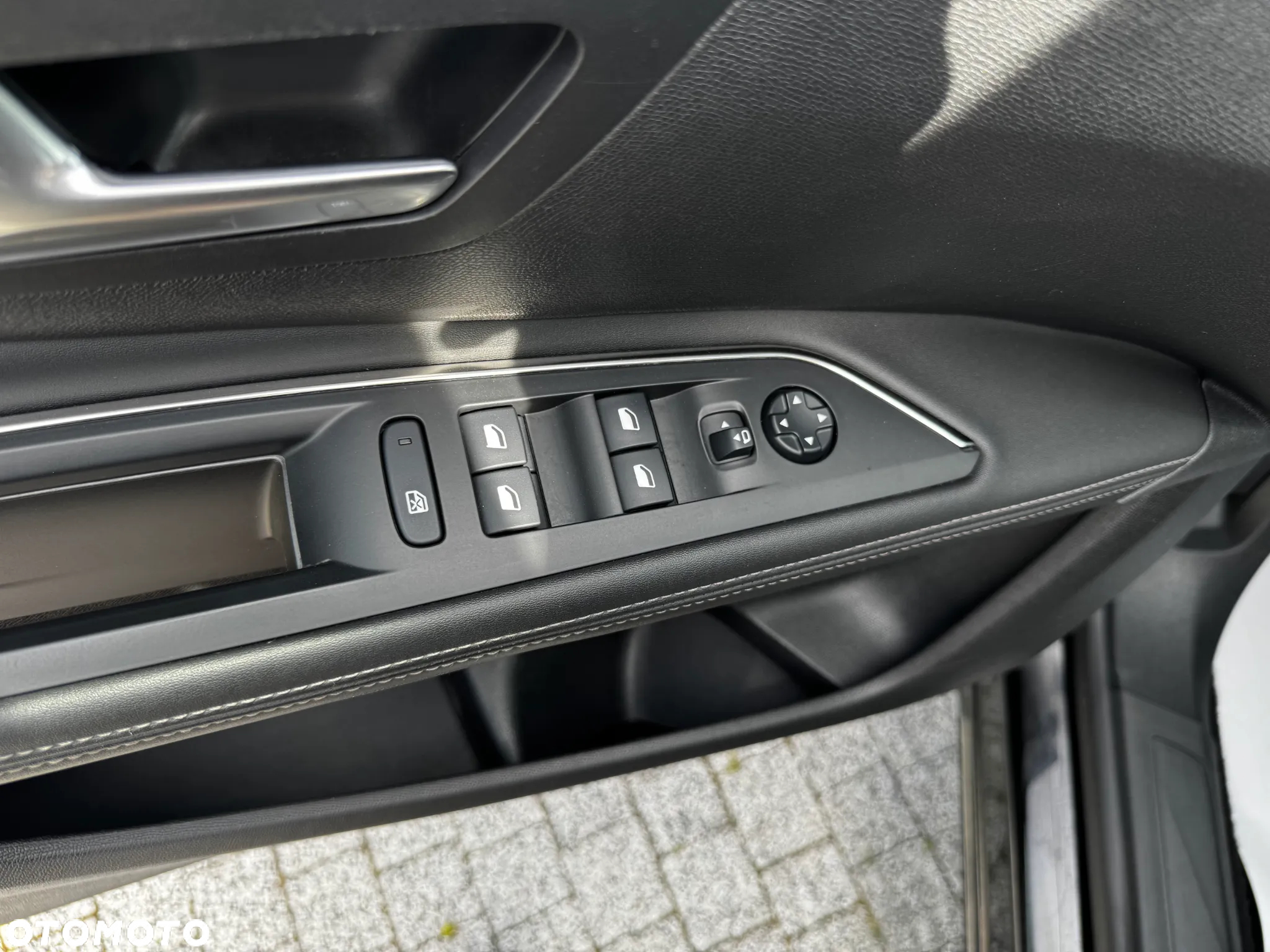Peugeot 5008 - 29