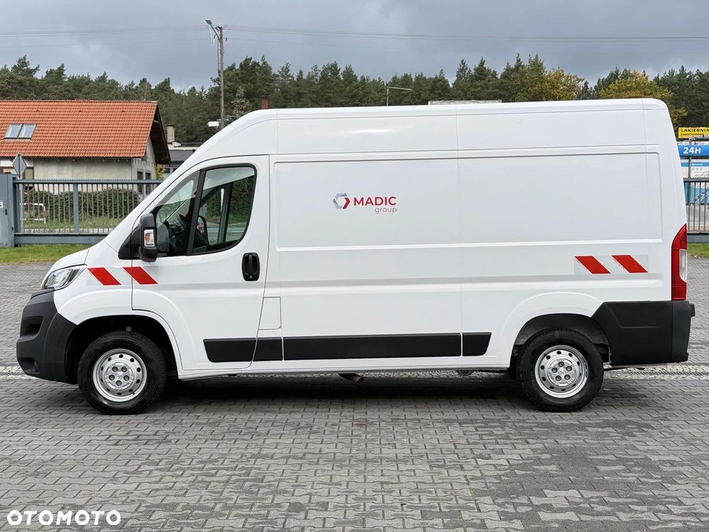 Peugeot Boxer Furgon Blaszak L2H2 Bogate Wyposażenie - 2