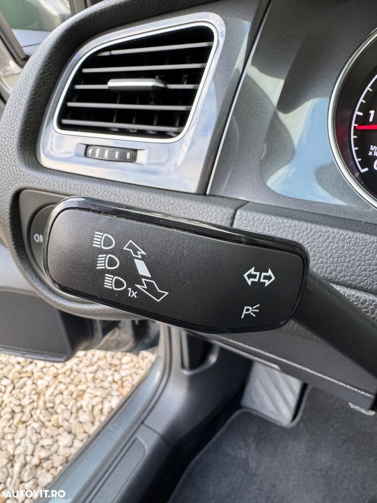 Volkswagen Golf 2.0 BlueTDI Comfortline - 15