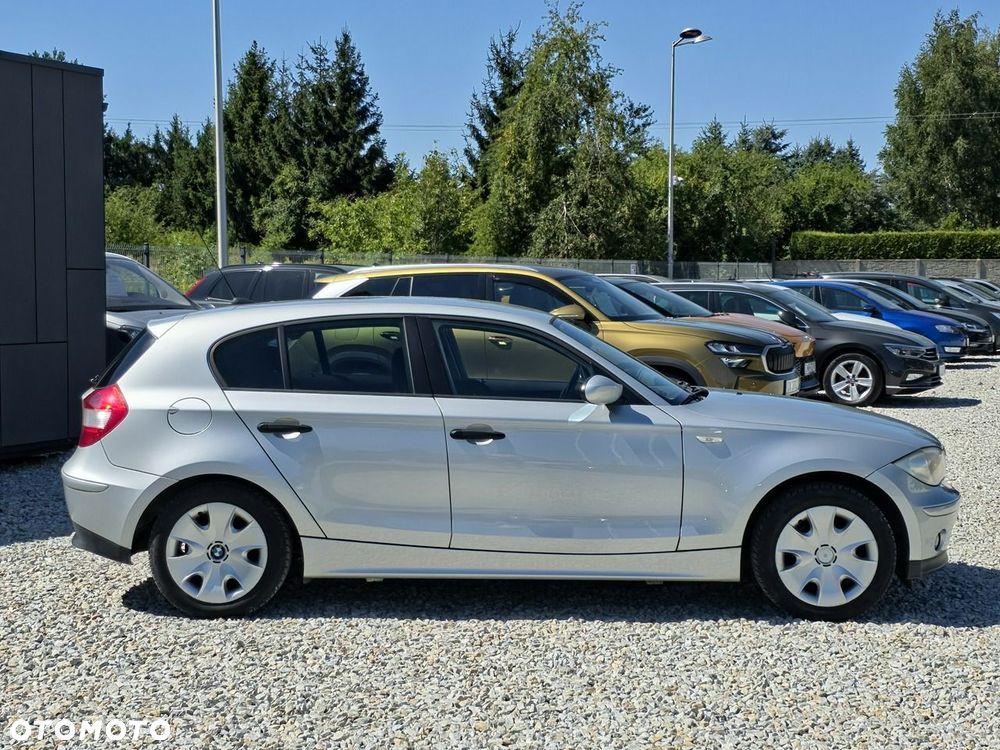 BMW Seria 1 116i - 10