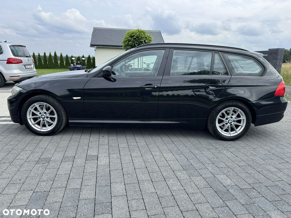 BMW Seria 3 318d DPF Edition Exclusive - 14