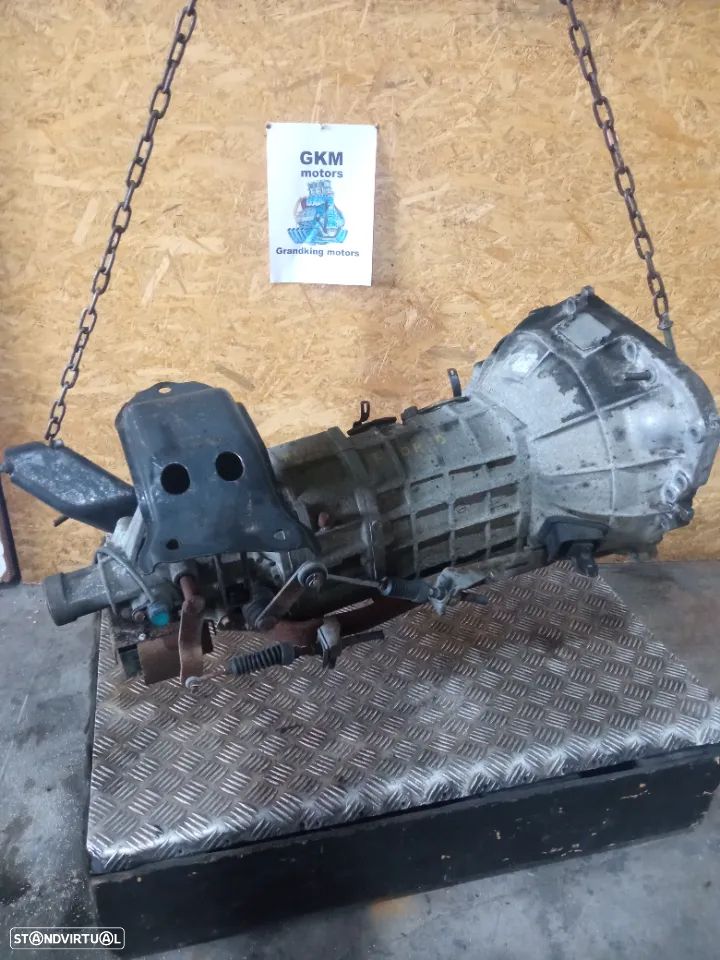 Caixa de velocidades Mazda Bongo 2.5TD 4x2 - 2