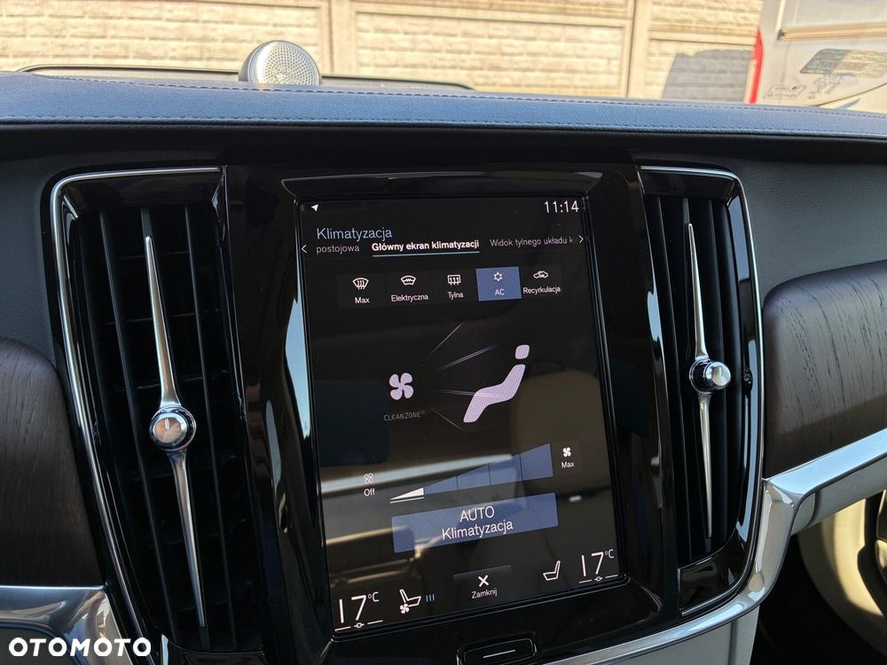Volvo S90 - 25