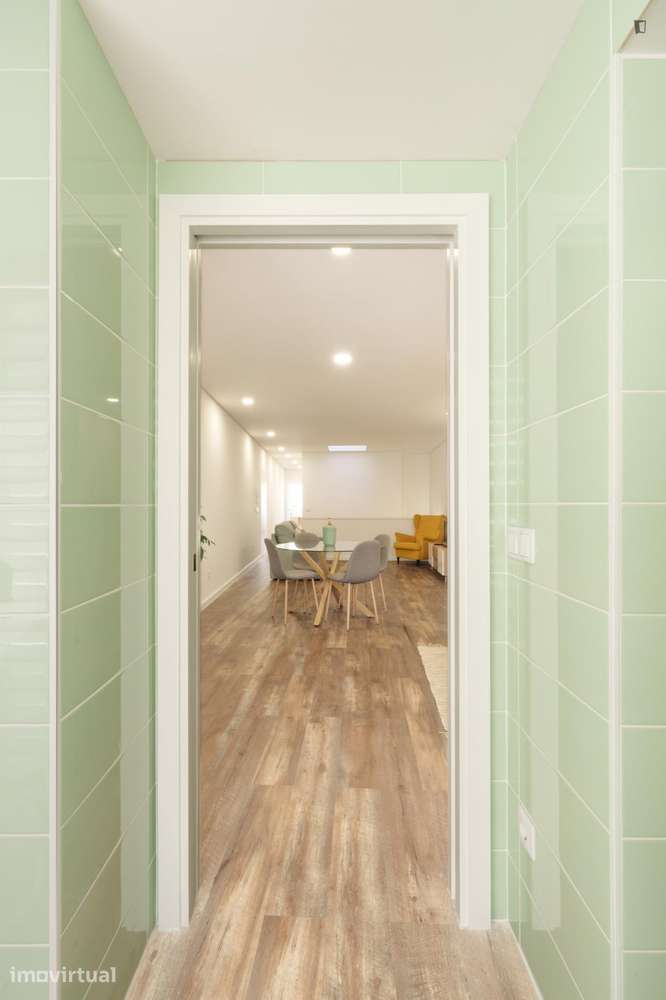 Apartamento com 2 quartos - localizado em Campanhã Porto - Grande imagem: 5/28