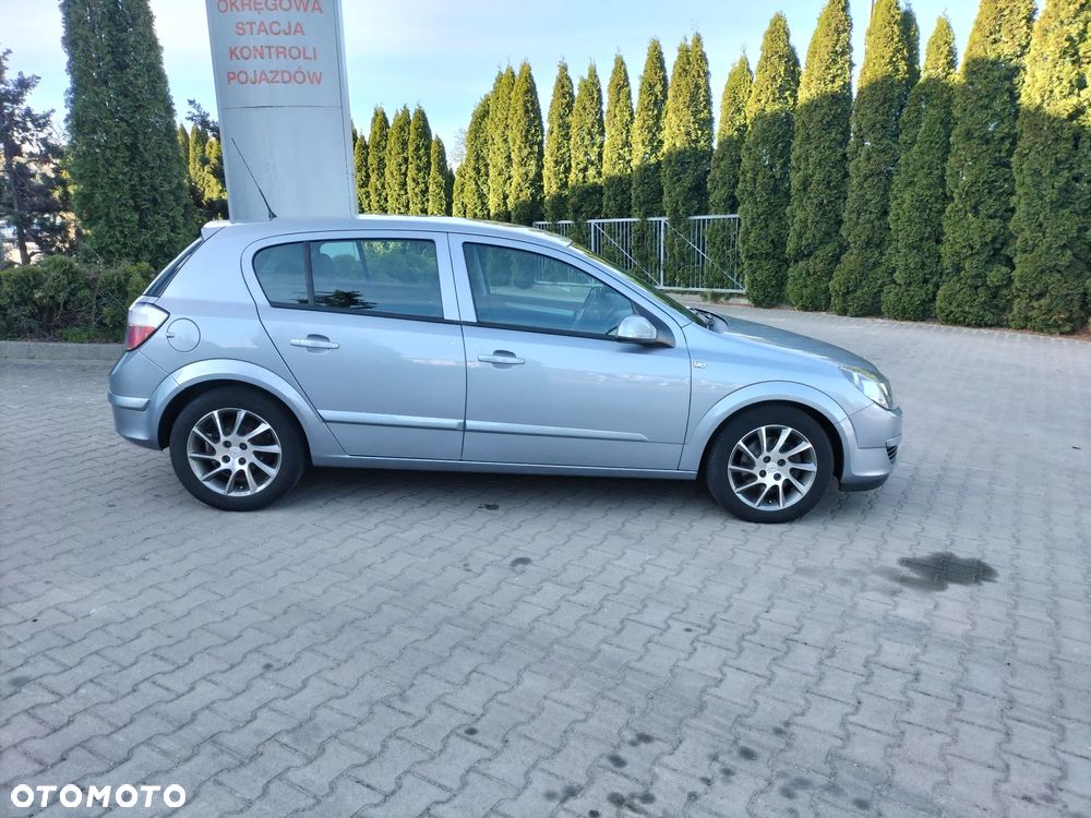 Opel Astra 1.6 Catch me - 10