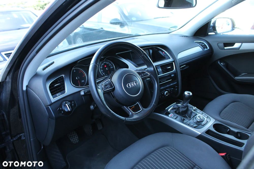 Audi A4 Avant - 11
