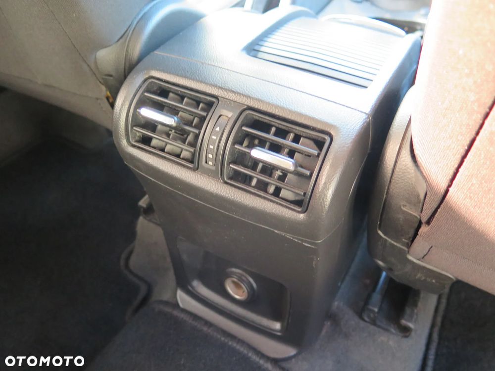 Chevrolet Orlando - 24