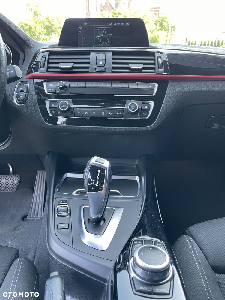 BMW Seria 1 118i Sport Line Shadow - 10