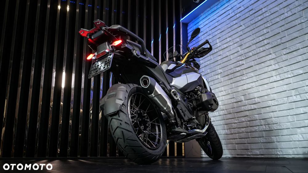 BMW R - 4