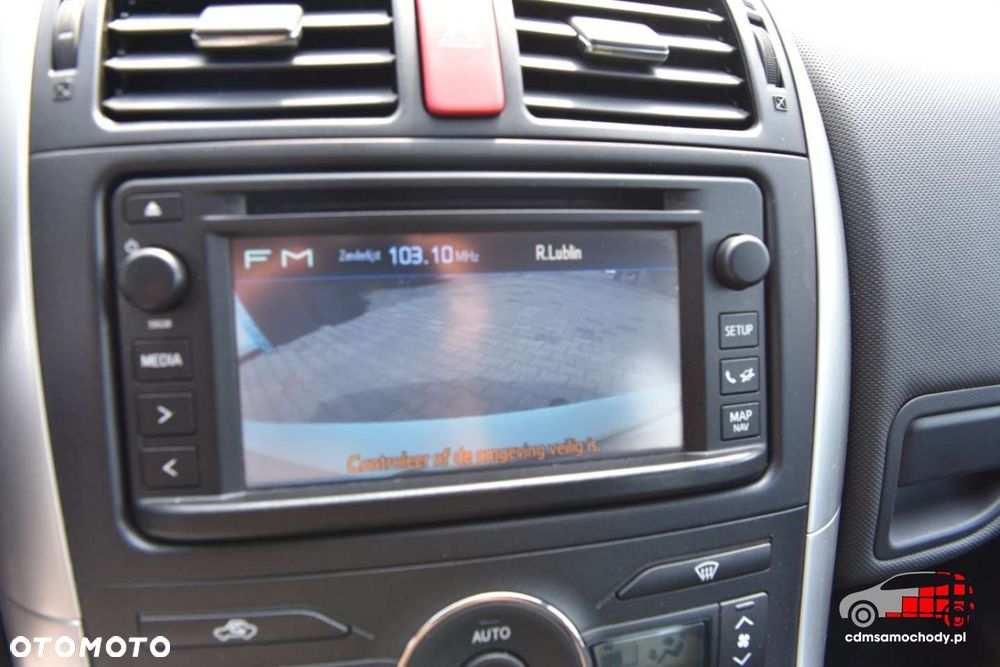 Toyota Auris - 22