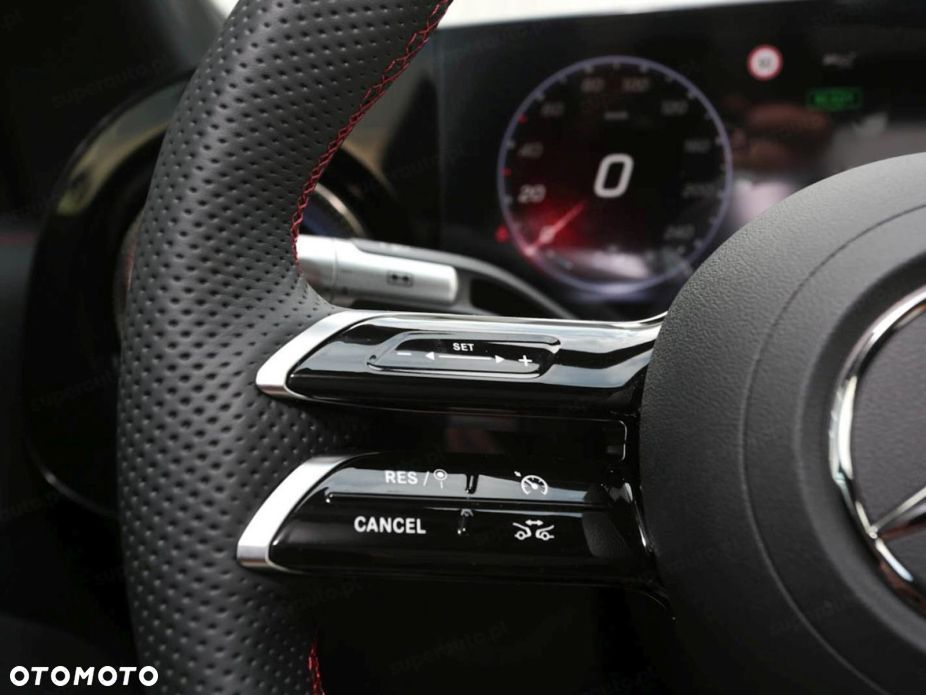 Mercedes-Benz CLA - 8