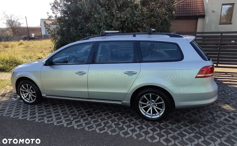 Volkswagen Passat Variant 2.0 TDI DSG Trendline - 4