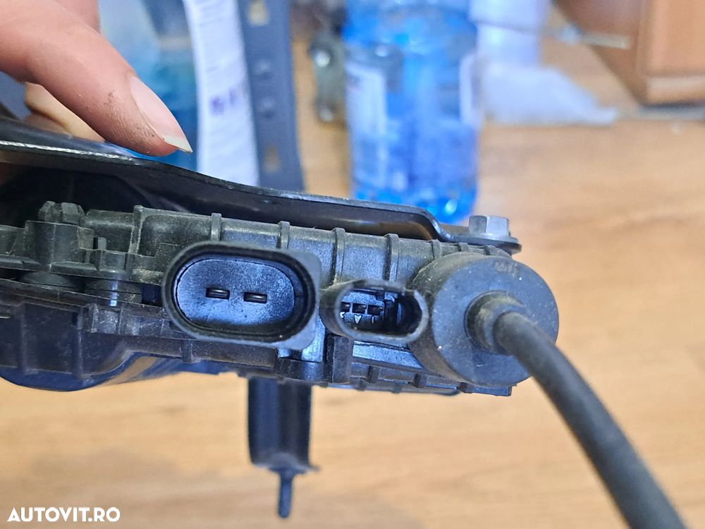 Motoras soft close inchidere lenta haion portbagaj original BMW Seria 5 F11 + LCI - 6