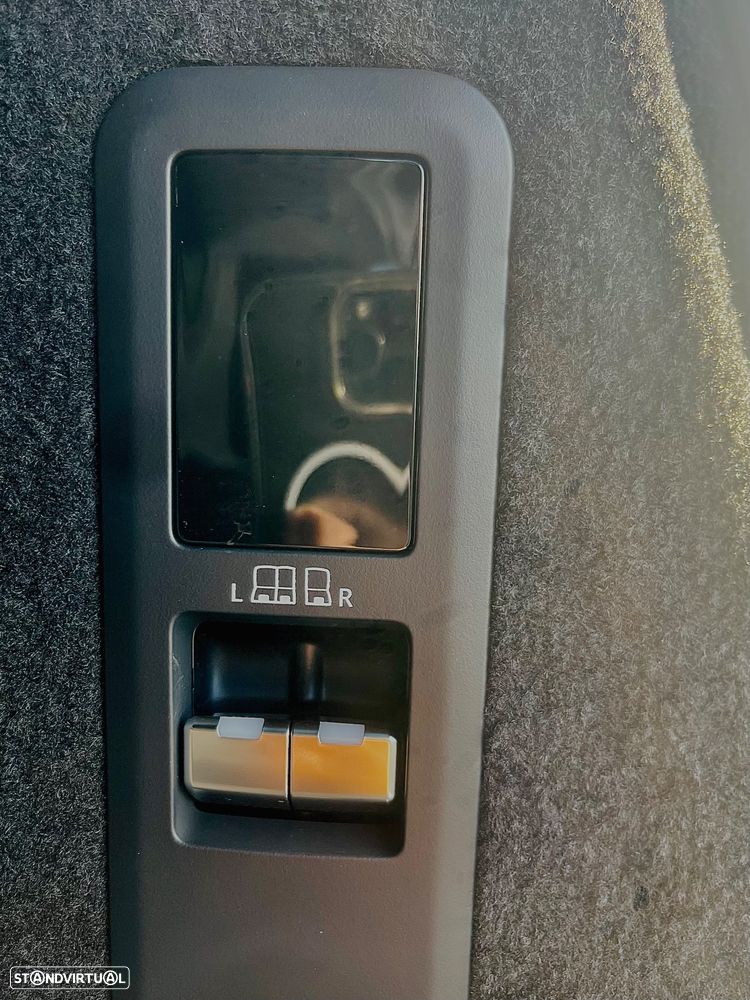 Land Rover Range Rover Sport 3.0 P460e Dynamic SE - 23