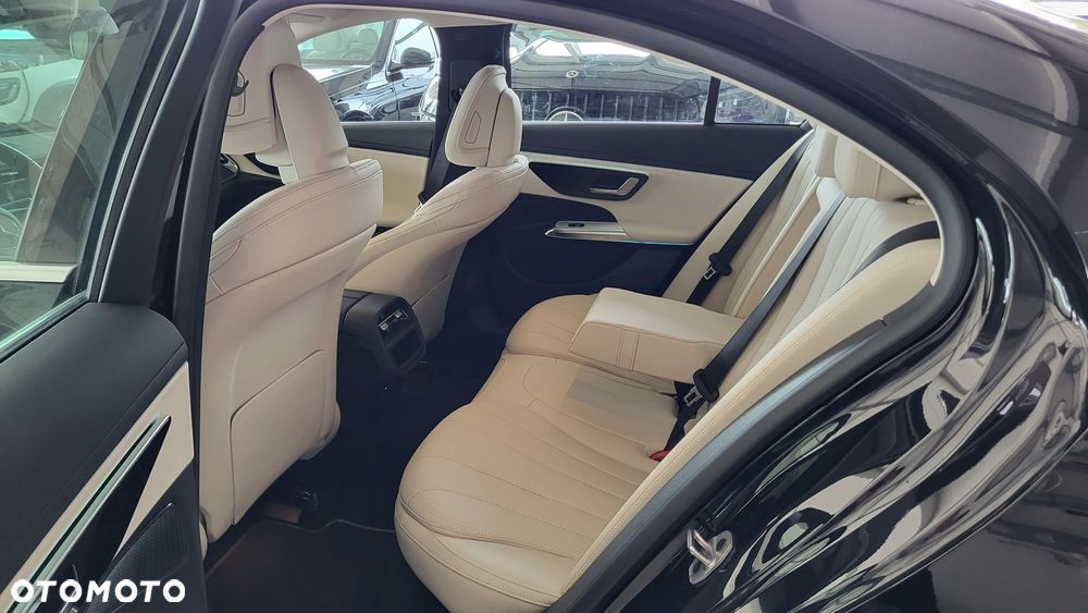 Mercedes-Benz Klasa E - 6