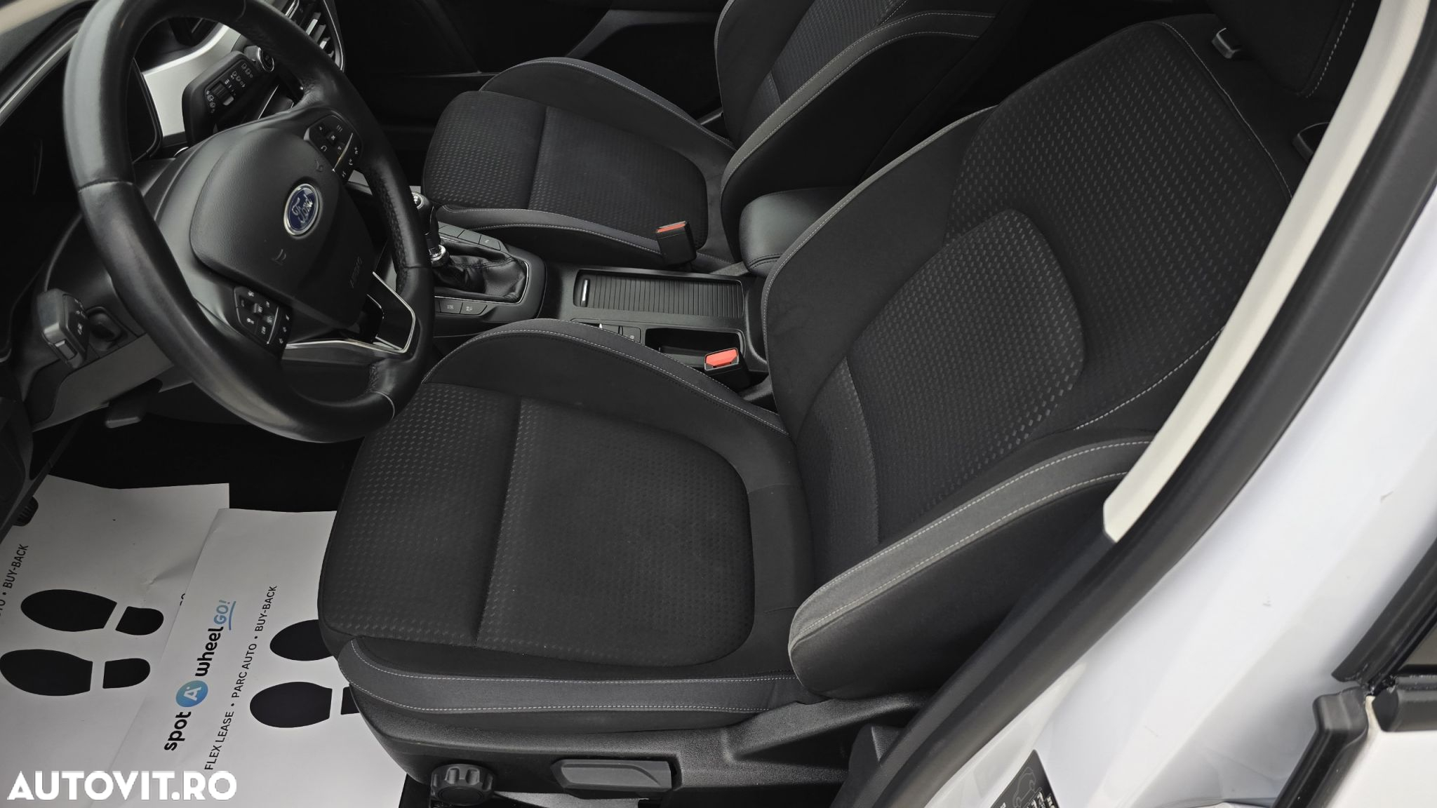 Ford Focus 1.0 EcoBoost Trend Edition - 12