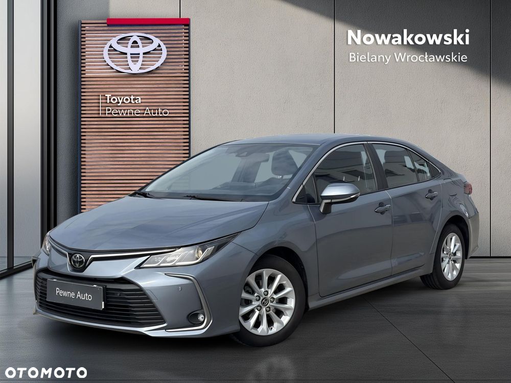 Toyota Corolla - 1