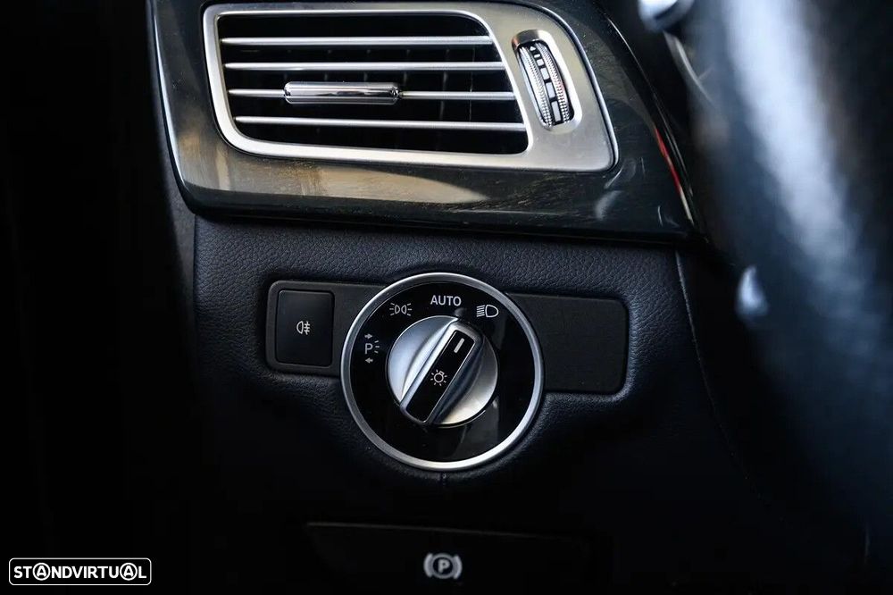 Mercedes-Benz CLS 350 - 50