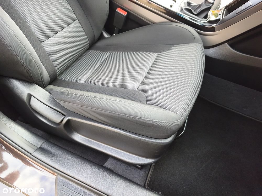 Hyundai i40 1.6 GDI BlueDrive Classic - 26