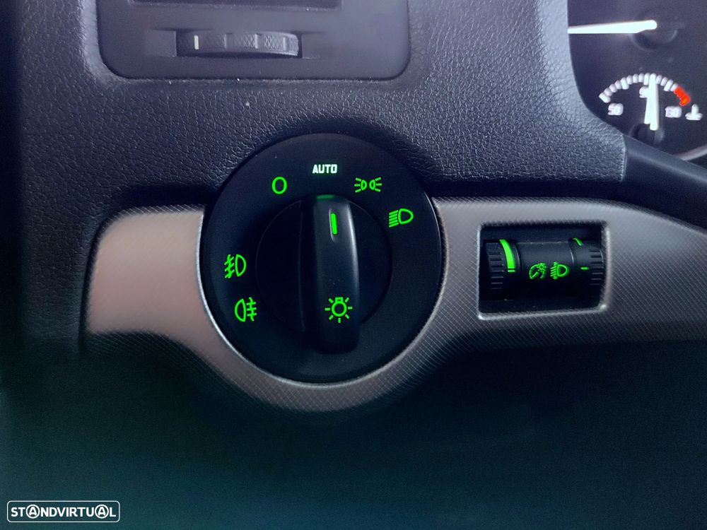 Skoda Octavia 1.6 TDI Ambiente - 16