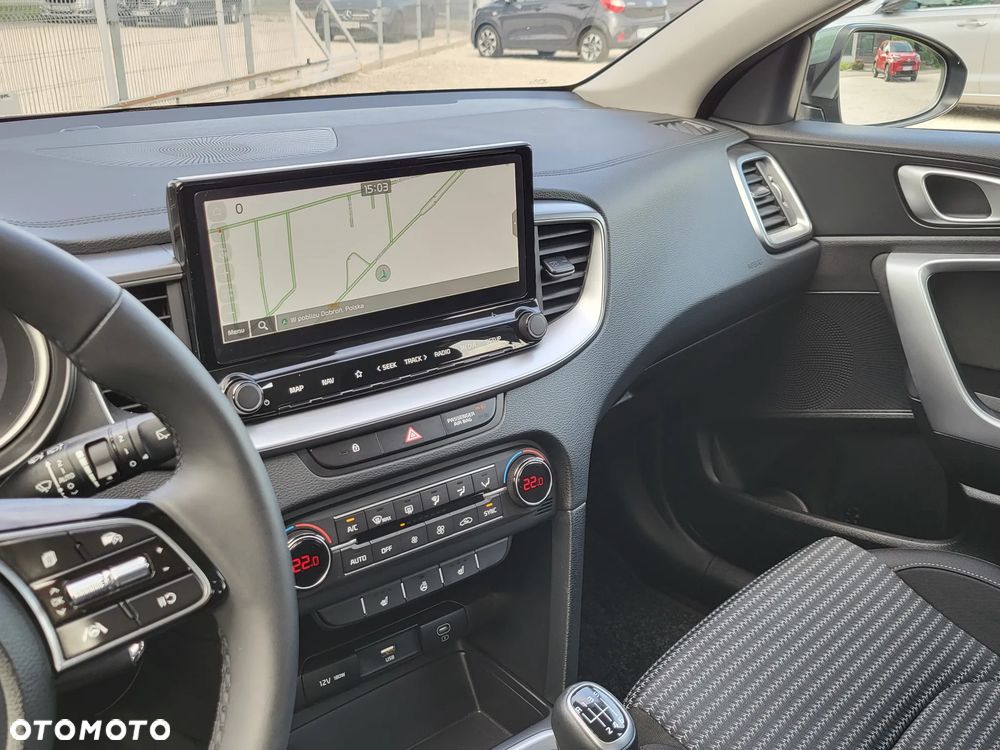 Kia Ceed 1.5 T-GDI M - 17