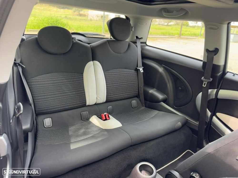 MINI 3 Portas - 28