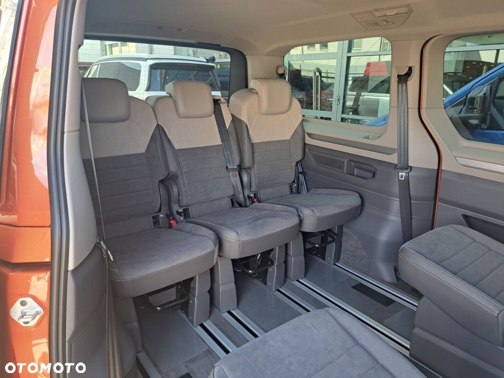 Volkswagen Multivan - 20
