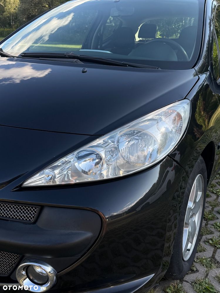 Peugeot 207 1.4 16V Trendy - 14