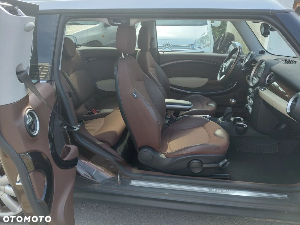 MINI Clubman - 16