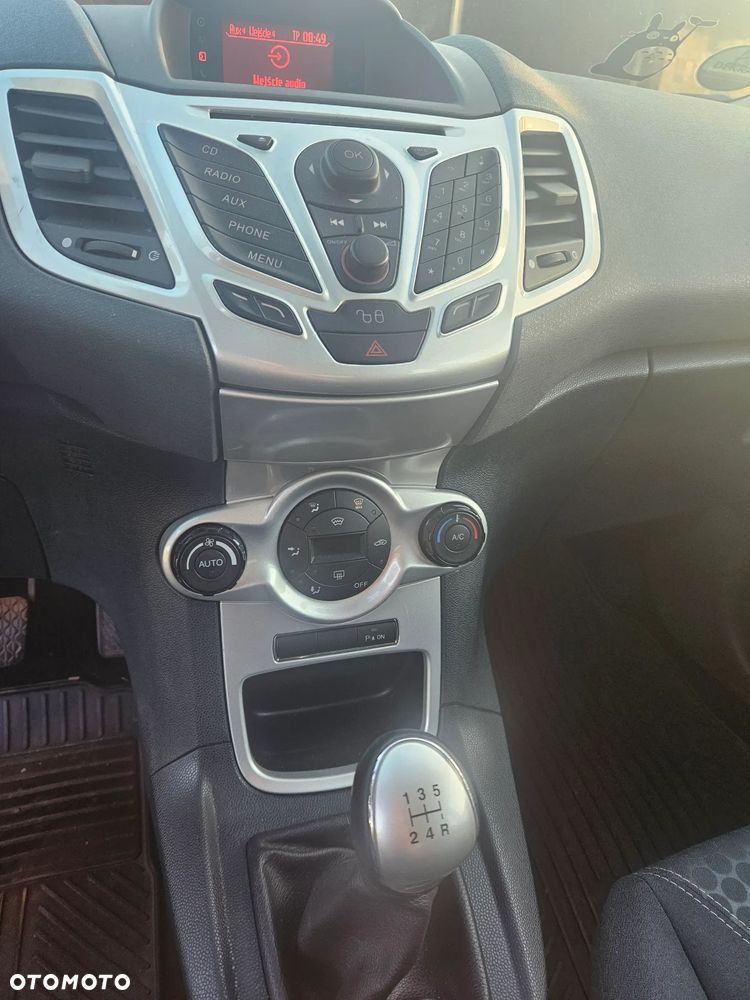Ford Fiesta 1.25 Titanium - 4