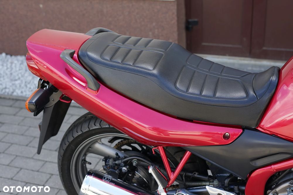 Yamaha XJ - 6