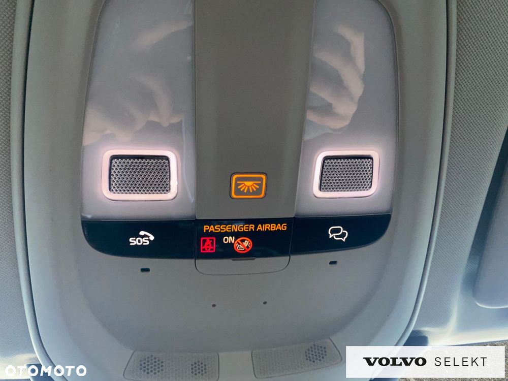 Volvo XC 60 - 25