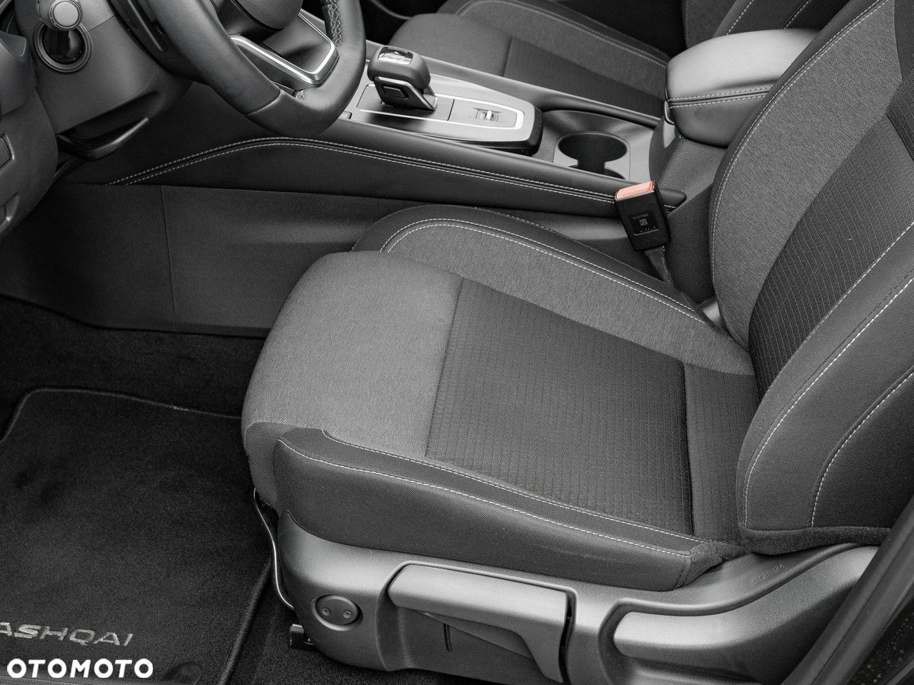 Nissan Qashqai - 14