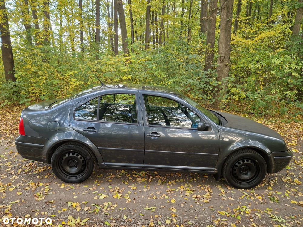 Volkswagen Bora 2001 photo 5