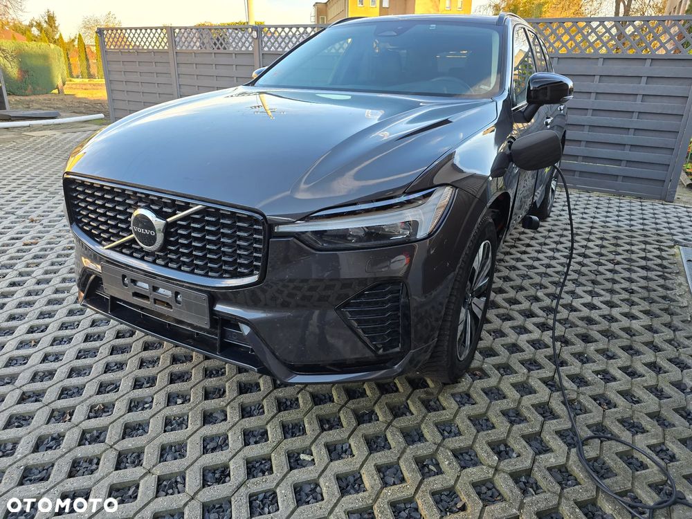 Volvo XC 60 T6 Plug-In Hybrid AWD Plus Dark - 10