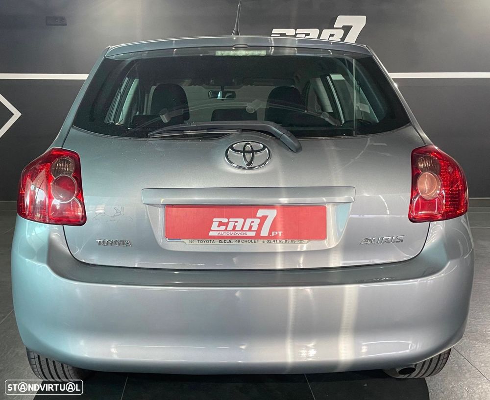 Toyota Auris 2.0 D-4D - 5